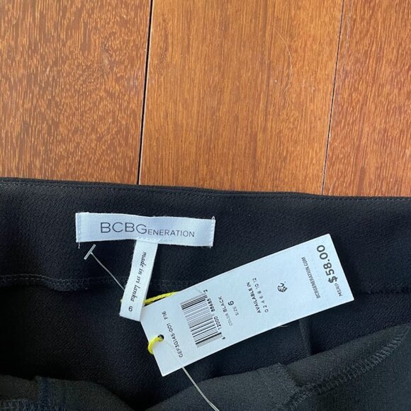BCBG Generation Cute Black Skirt - New with Tags - Picture 2 of 4